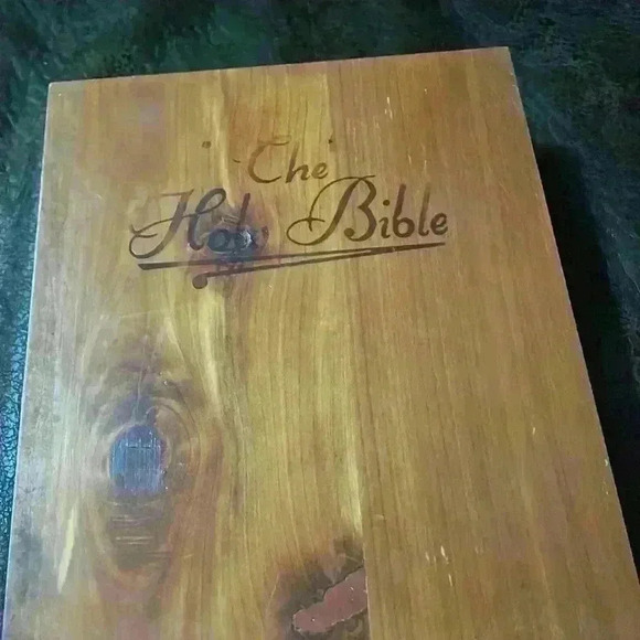 Holy bible with Bible box - Picture 7 of 7